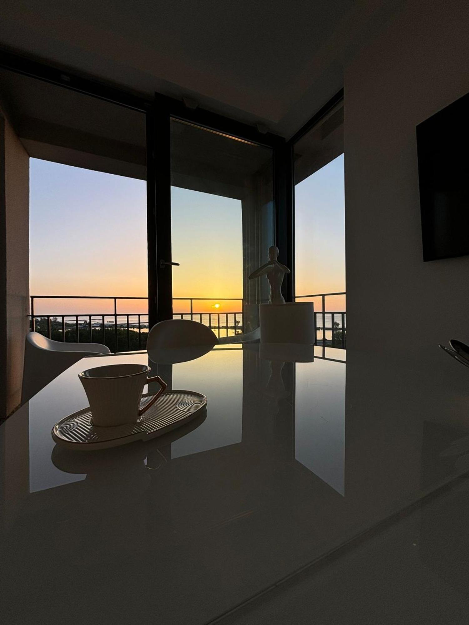 Апартаменты Donna Alba Seaview Penthouse, Casa Ta De Pe Plaja Нептун Экстерьер фото
